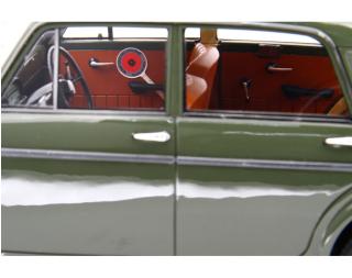 Fiat 1100D Polizia 1962 Verde militare Laudoracing 1:18 Resinemodell (Türen, Motorhaube... nicht zu öffnen!)